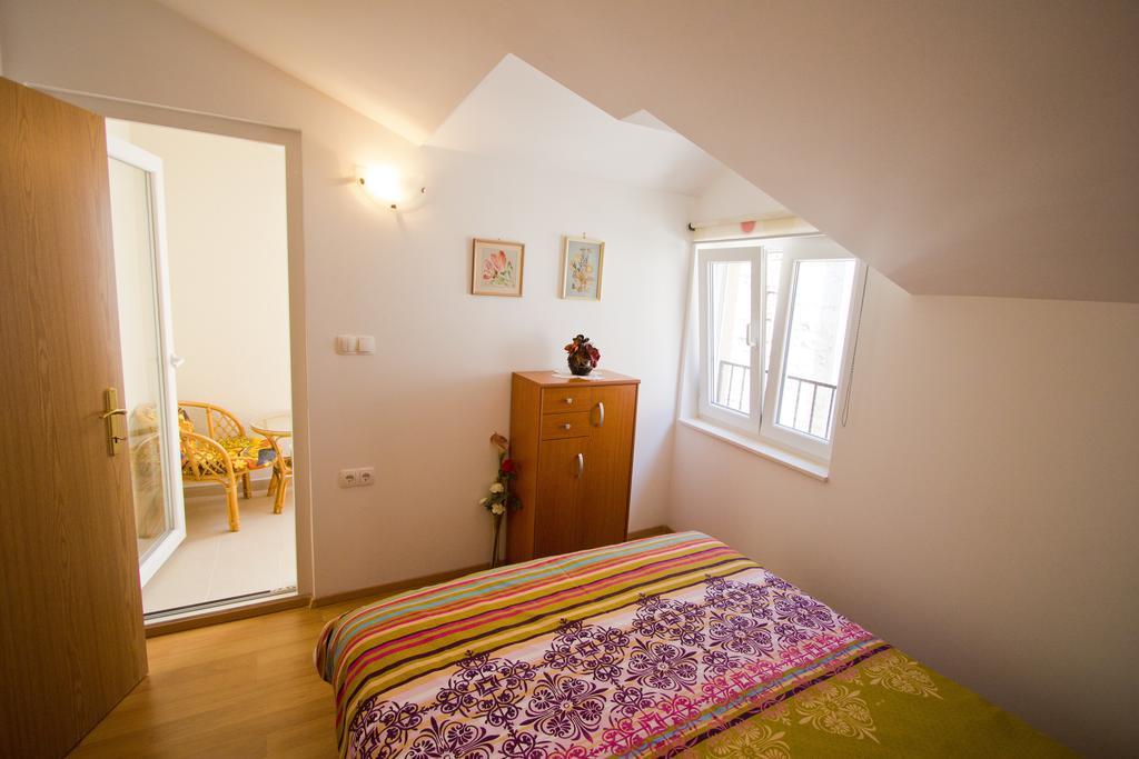 Apartment Bucevic Šibenik Exterior foto